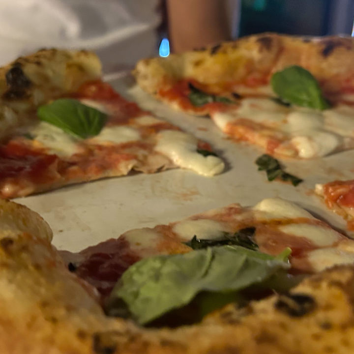 Pizzeria con forno a legna - Woodstock RistoPub, Corigliano Calabro